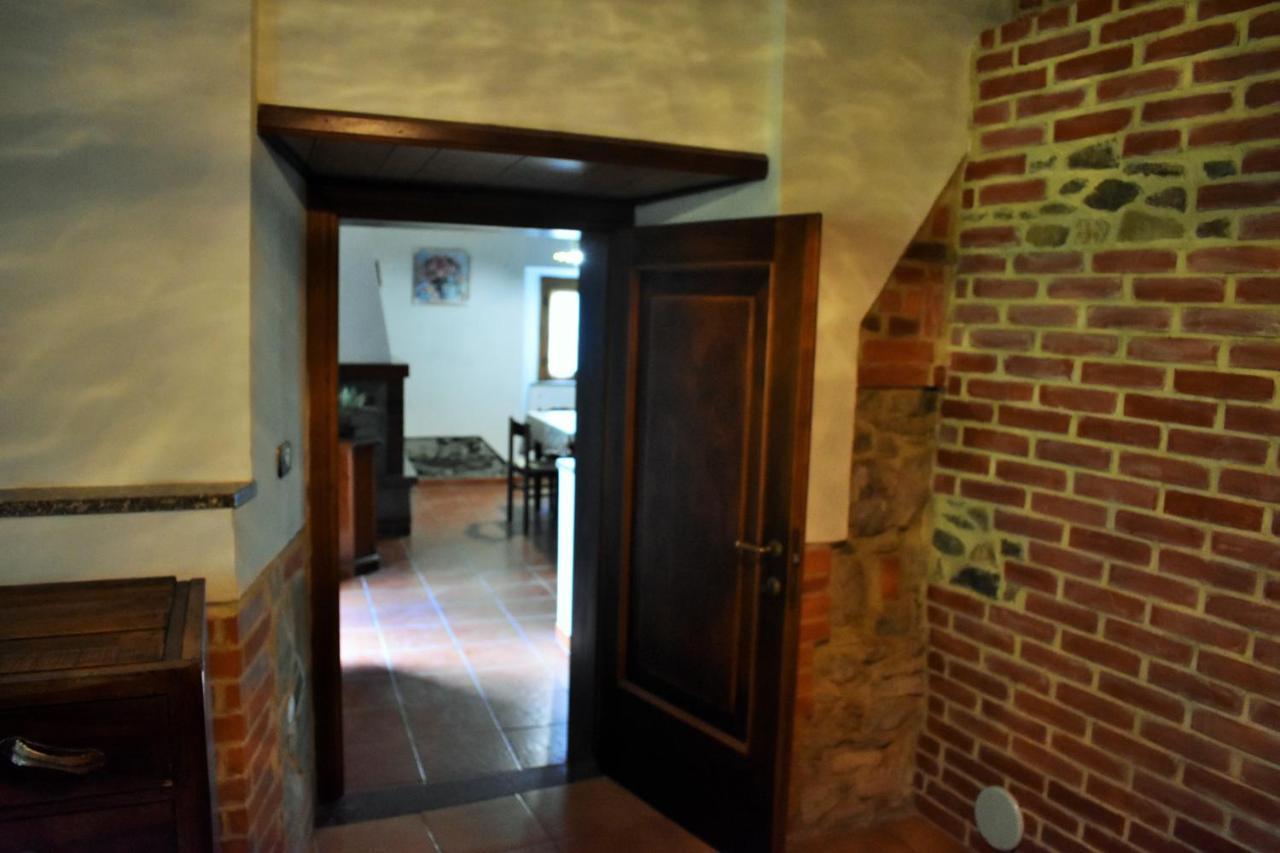 Casa Titina Riposo E Relax Nella Campagna Toscana プラトヴェッキオ エクステリア 写真